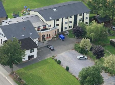 Hotel Zum Buchenberg St. Vith Dış mekan fotoğraf